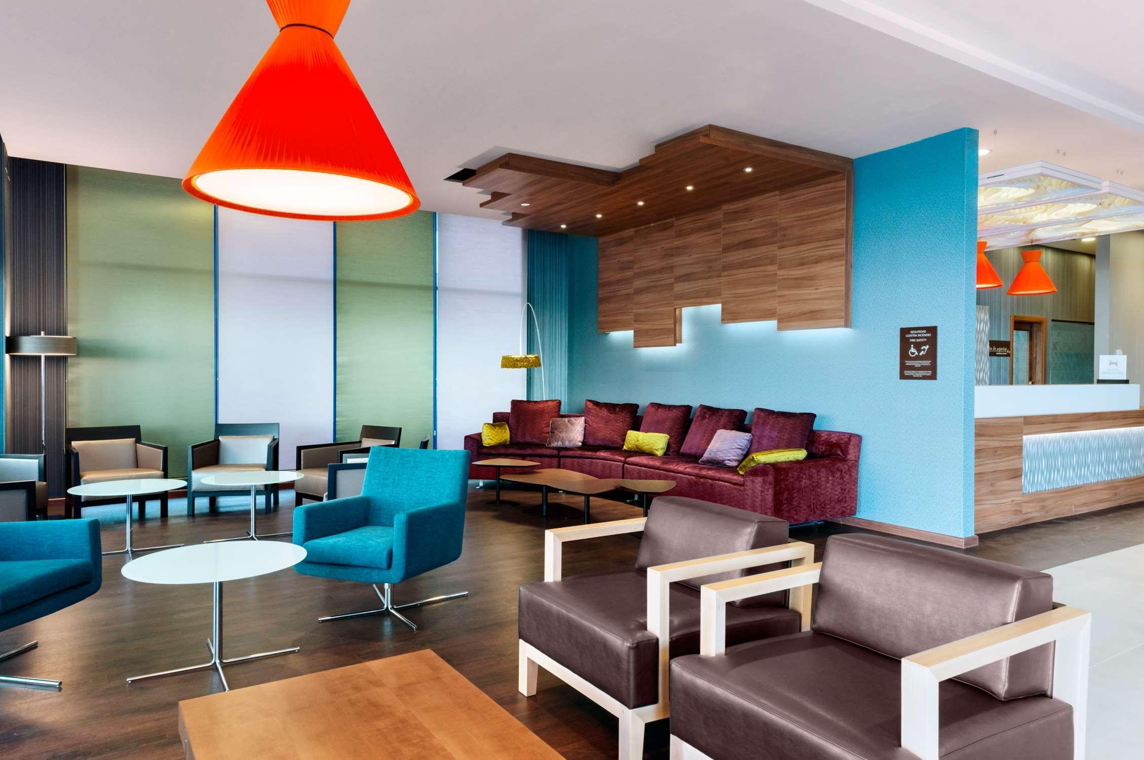 Hilton Garden Inn Sevilla Ngoại thất bức ảnh