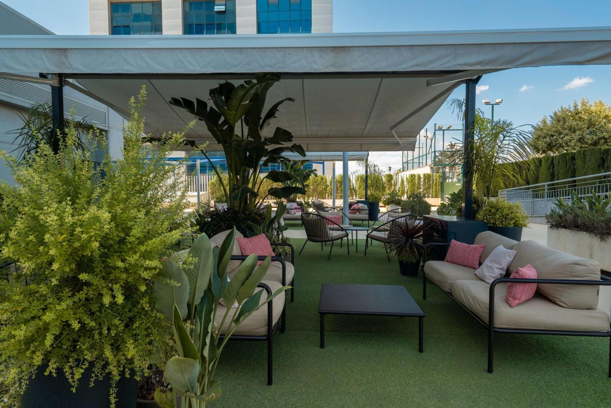 Hilton Garden Inn Sevilla Ngoại thất bức ảnh